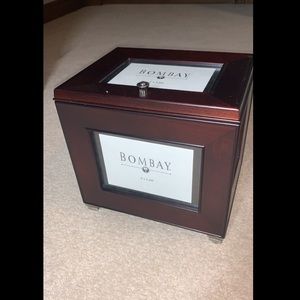 💥💥Bombay Company Picture Box, Brand New, in box 💥💥